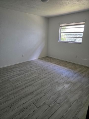 830 N CLAKE STREET 1, Deland, FL 32724