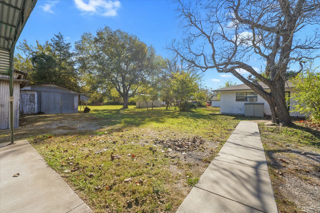 3751 Fm 903, Farmersville, TX 75442