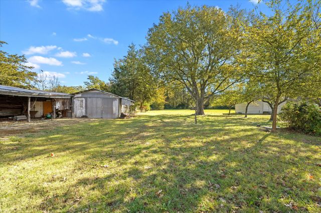 3751 Fm 903, Farmersville, TX 75442