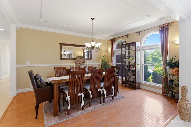 8 Keppel Road, Plainsboro, NJ 08536