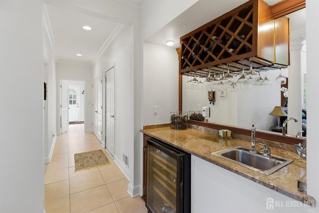 8 Keppel Road, Plainsboro, NJ 08536