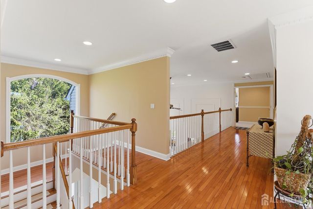 8 Keppel Road, Plainsboro, NJ 08536