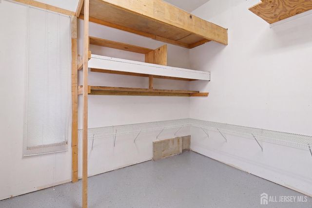 8 Keppel Road, Plainsboro, NJ 08536