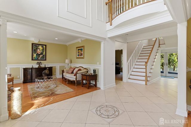 8 Keppel Road, Plainsboro, NJ 08536