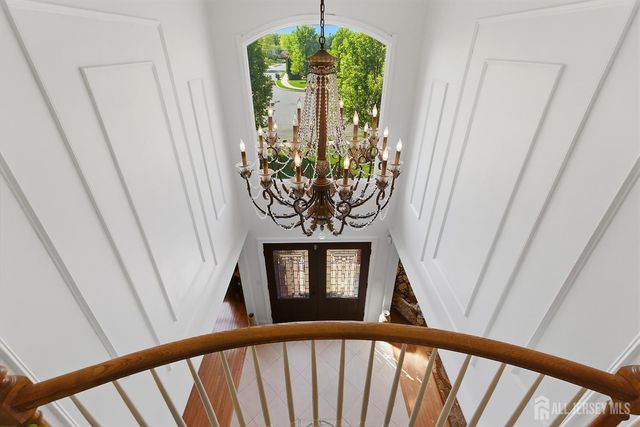 8 Keppel Road, Plainsboro, NJ 08536