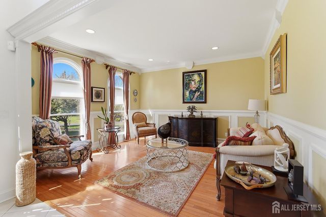 8 Keppel Road, Plainsboro, NJ 08536