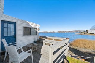 15 Cedar Avenue 2, Portsmouth, RI 02871