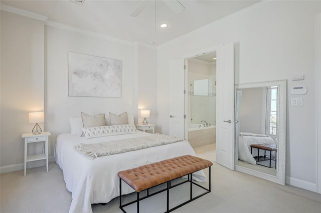 1035 Ashland Street, Houston, TX 77008