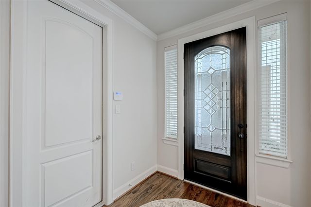 1035 Ashland Street, Houston, TX 77008