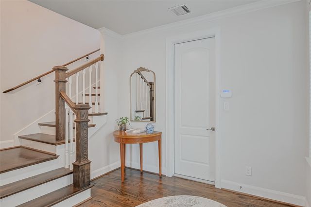 1035 Ashland Street, Houston, TX 77008