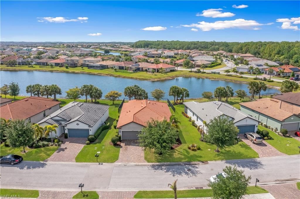 16087 Mistflower DR, ALVA, FL 33920 — photo 4
