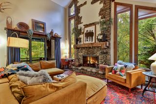 493 Kestrell Drive, Plymouth, VT 05056