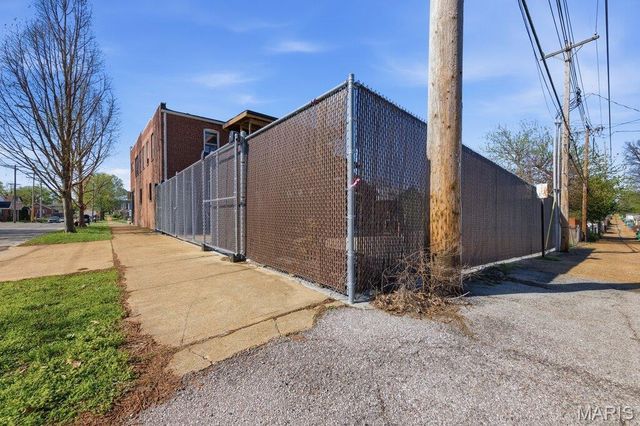 6401-6405 Arsenal Street, St Louis, MO 63139
