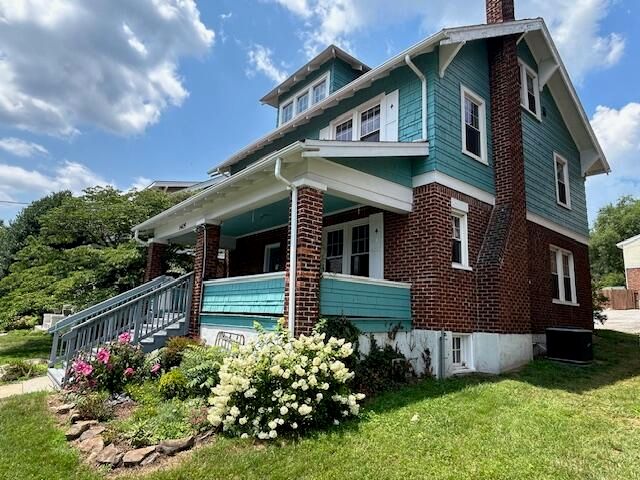 1405 Grandin RD, Roanoke, VA 24015
