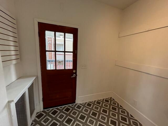 1405 Grandin RD, Roanoke, VA 24015