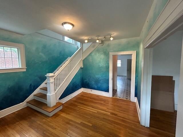 1405 Grandin RD, Roanoke, VA 24015
