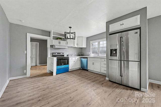 10 gold Street, Concord, NC 28025