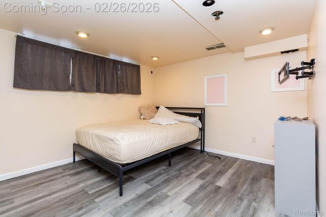 30641 Park Street, Roseville, MI 48066