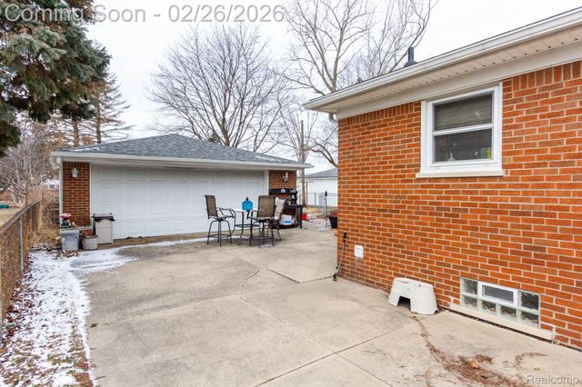 30641 Park Street, Roseville, MI 48066