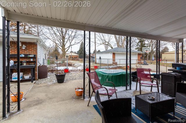 30641 Park Street, Roseville, MI 48066