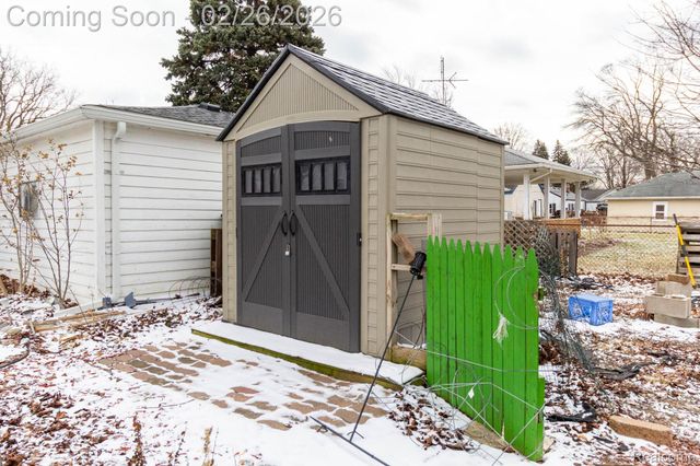 30641 Park Street, Roseville, MI 48066