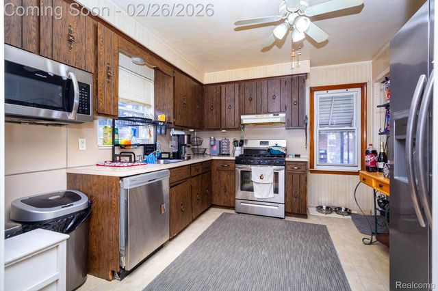 30641 Park Street, Roseville, MI 48066