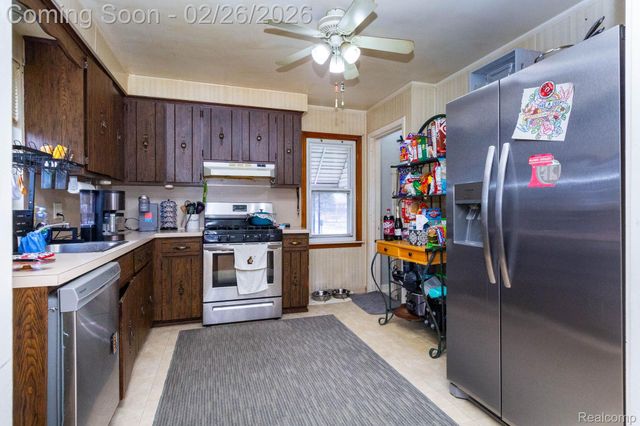 30641 Park Street, Roseville, MI 48066