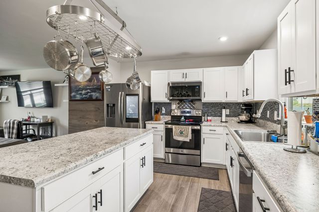 4124 S Downs Cir, White House, TN 37188