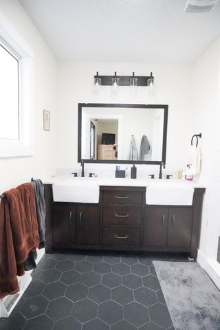 5034 County Line Road, Mountain Grove, MO 65711