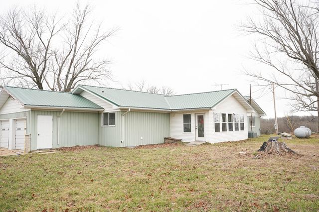 5034 County Line Road, Mountain Grove, MO 65711