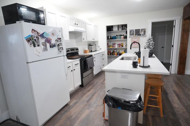 5034 County Line Road, Mountain Grove, MO 65711