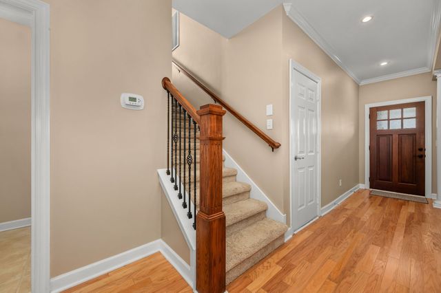 2342 N Tennessee Blvd Apt 601, Murfreesboro, TN 37130