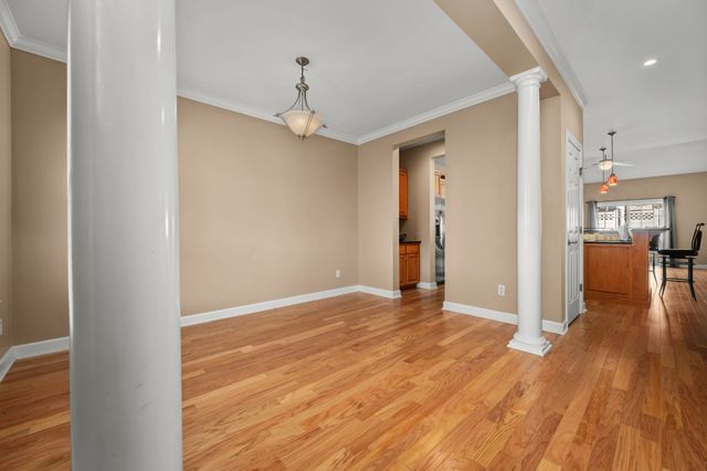 2342 N Tennessee Blvd Apt 601, Murfreesboro, TN 37130