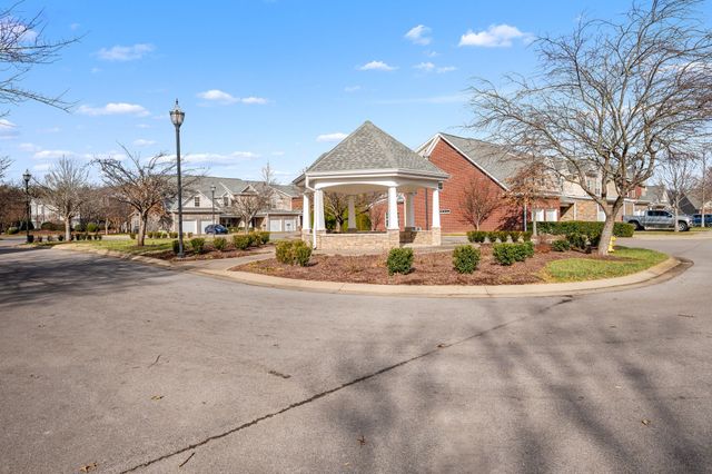 2342 N Tennessee Blvd Apt 601, Murfreesboro, TN 37130