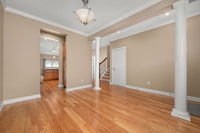 2342 N Tennessee Blvd Apt 601, Murfreesboro, TN 37130