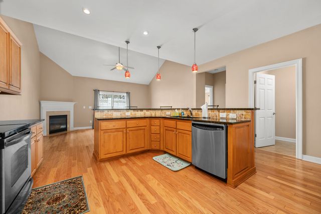 2342 N Tennessee Blvd Apt 601, Murfreesboro, TN 37130