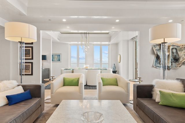 11 E Walton Street 4802, Chicago, IL 60611