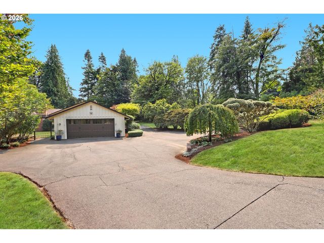 4004 Sw SCHOLLS FERRY Rd, Portland, OR 97221