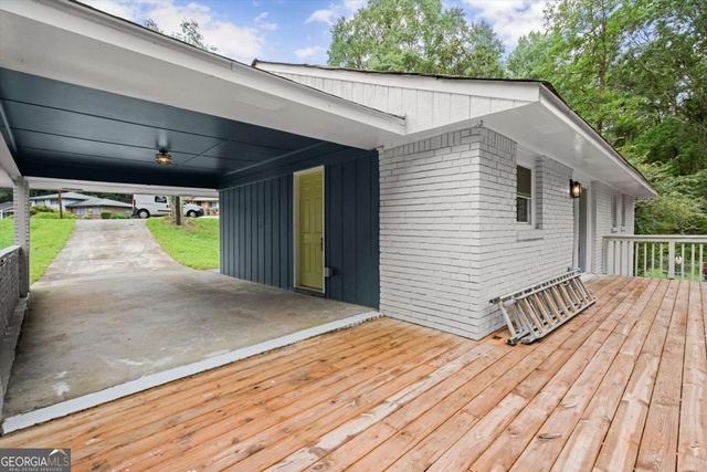 844 San Miguel Drive, Stone Mountain, GA 30083