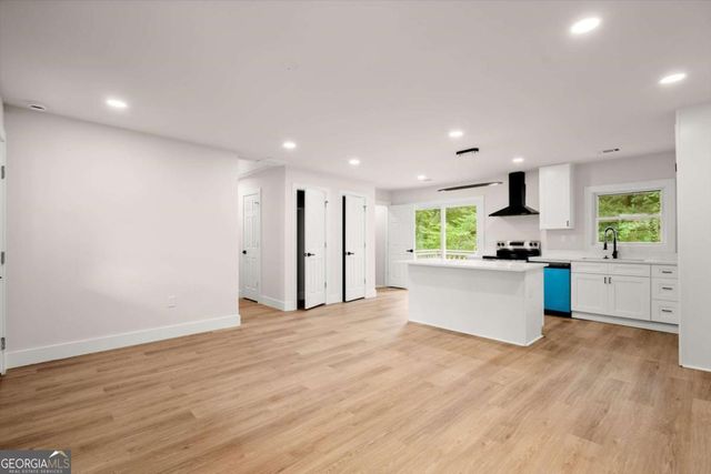 844 San Miguel Drive, Stone Mountain, GA 30083