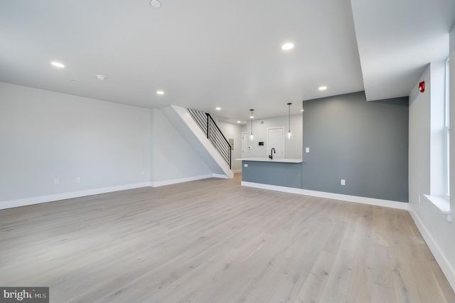 833 N 40TH ST, Philadelphia, PA 19104