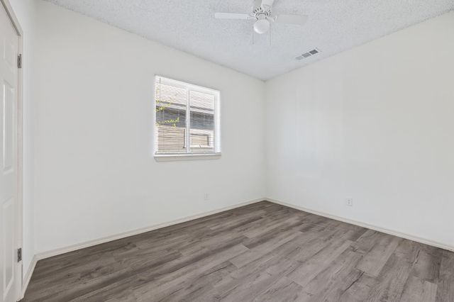 225 N Effie Street, Fresno, CA 93701