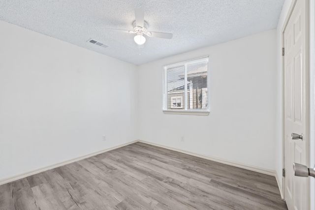 225 N Effie Street, Fresno, CA 93701