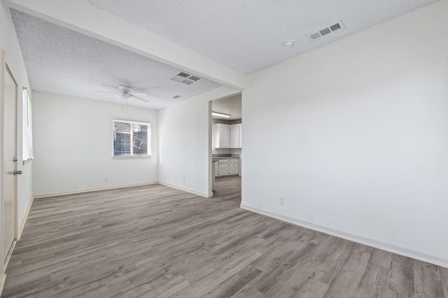 225 N Effie Street, Fresno, CA 93701