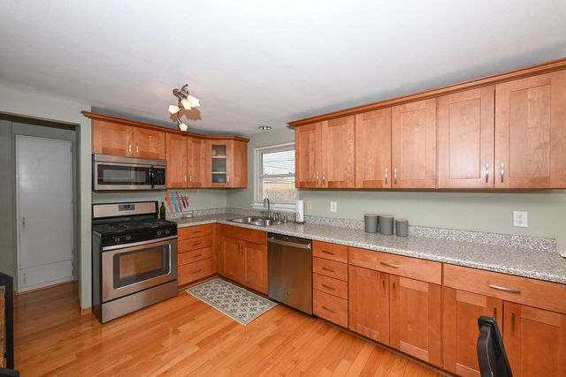 1110 Harmony DRIVE, Racine, WI 53402