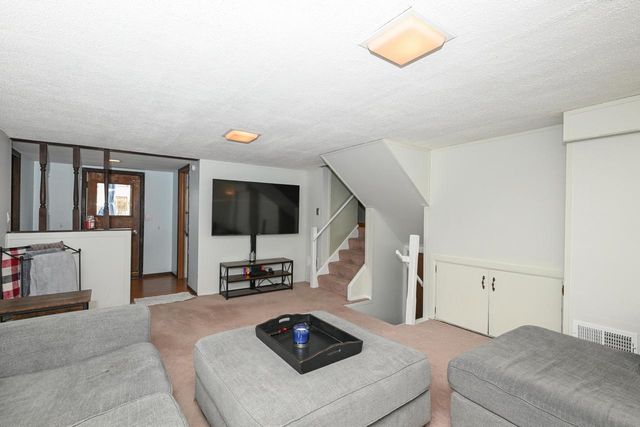 1110 Harmony DRIVE, Racine, WI 53402