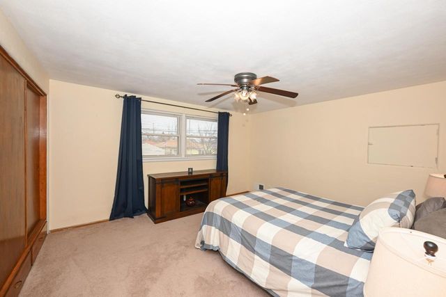 1110 Harmony DRIVE, Racine, WI 53402