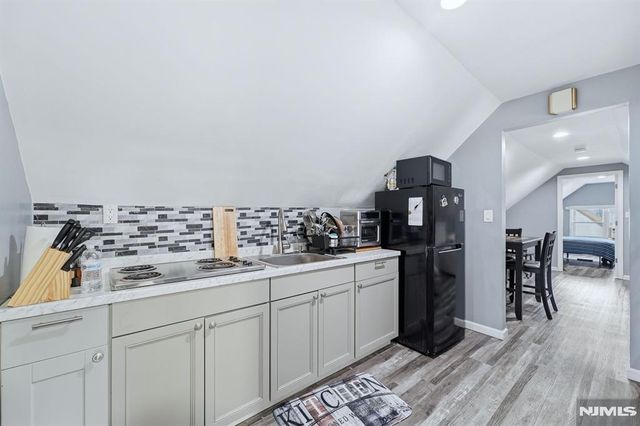 757 Thomas Street, Elizabeth, NJ 07202