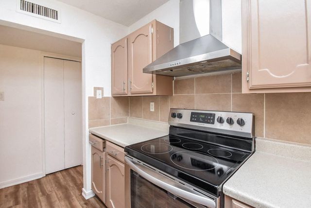 6806 Gettysburg Drive, Richmond, TX 77469