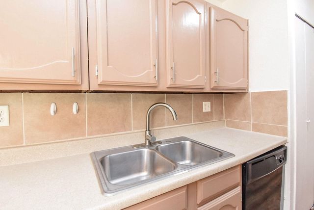 6806 Gettysburg Drive, Richmond, TX 77469